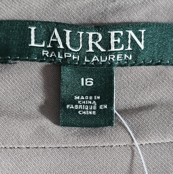 LAUREN RALPH LAUREN Women's Metallic Silver Sleeveless Evening Dress. Size 16 - Picture 8 of 13